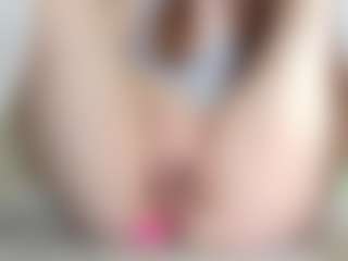 EllaSwert's Live Sex Cam Show