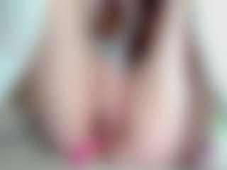 EllaSwert's Live Sex Cam Show