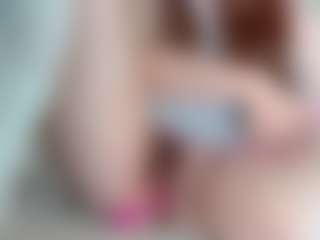 EllaSwert's Live Sex Cam Show