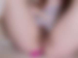 EllaSwert's Live Sex Cam Show