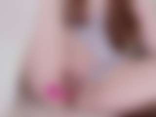 EllaSwert's Live Sex Cam Show