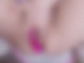 EllaSwert's Live Sex Cam Show