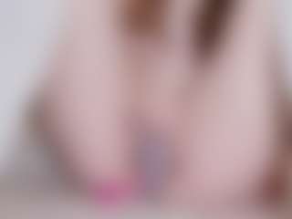 Live-camshow met EllaSwert - Red Hair op Camsoda