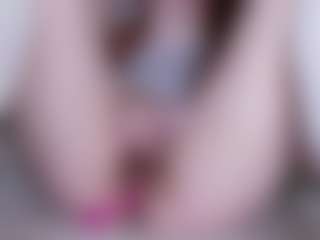 EllaSwert's Live Sex Cam Show
