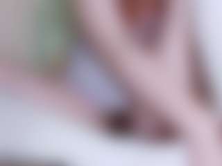 EllaSwert's Live Sex Cam Show