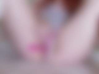 Live cam show with EllaSwert - BBW Mature on Camsoda