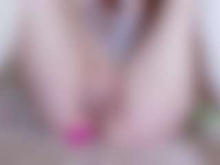 EllaSwert's Live Sex Cam Show