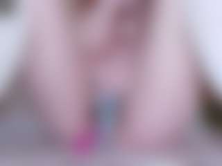 EllaSwert's Live Sex Cam Show