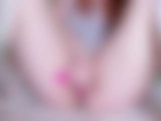 EllaSwert's Live Sex Cam Show