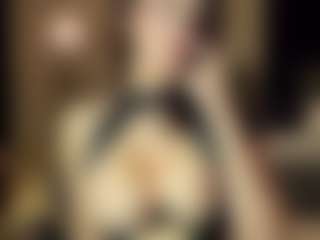 SeniseMorel's Live Sex Cam Show