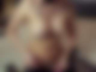 SeniseMorel's Live Sex Cam Show