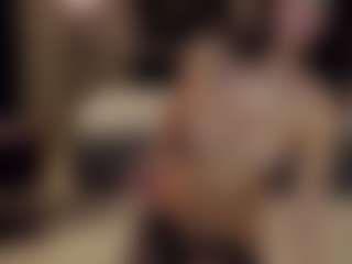 Live cam show with SeniseMorel - Petite on CamwithHer | germany