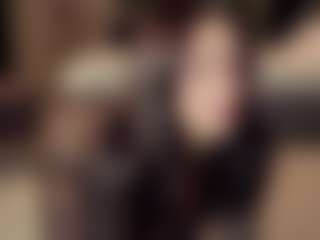 Live cam show with SeniseMorel - Brown Eyes on fapnchat