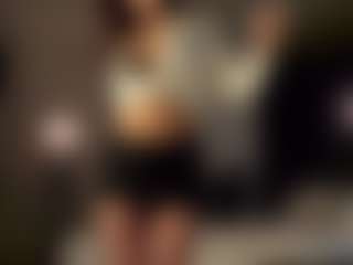 SeniseMorel's Live Sex Cam Show