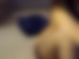 SeniseMorel's Live Sex Cam Show