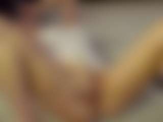 SeniseMorel's Live Sex Cam Show