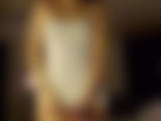SeniseMorel's Live Sex Cam Show