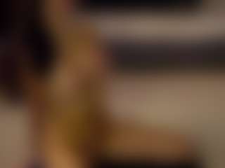 Live cam show with SeniseMorel - Petite on Uber Horny