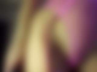 SeniseMorel's Live Sex Cam Show