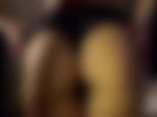SeniseMorel's Live Sex Cam Show