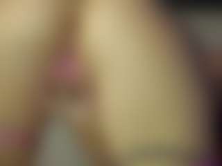 SeniseMorel's Live Sex Cam Show
