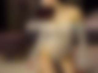 Live cam show with SeniseMorel - Strip Toys on eurowanks.com