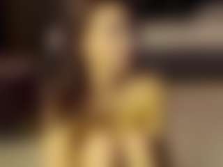 Live cam show with SeniseMorel - Bikini on googirlz