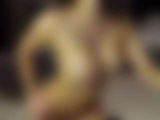 SeniseMorel's Live Sex Cam Show