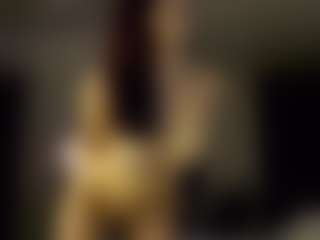 Live cam show with SeniseMorel - Bikini on camwithhim.com