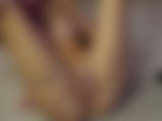 SeniseMorel's Live Sex Cam Show