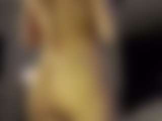 SeniseMorel's Live Sex Cam Show