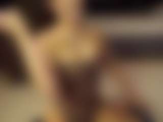 SeniseMorel's Live Sex Cam Show