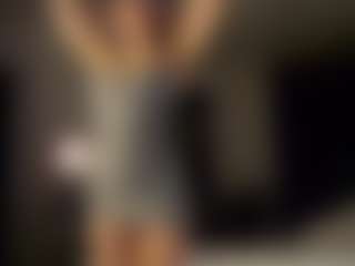 SeniseMorel's Live Sex Cam Show