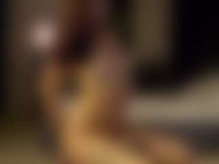 SeniseMorel's Live Sex Cam Show