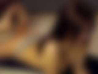 SeniseMorel's Live Sex Cam Show