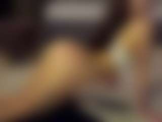 SeniseMorel's Live Sex Cam Show