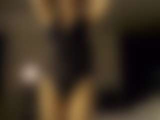 SeniseMorel's Live Sex Cam Show