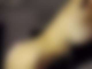 SeniseMorel's Live Sex Cam Show