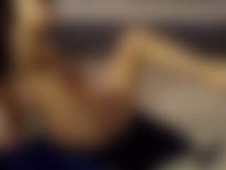 SeniseMorel's Live Sex Cam Show