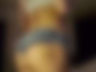 SeniseMorel's Live Sex Cam Show
