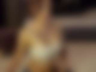 SeniseMorel's Live Sex Cam Show