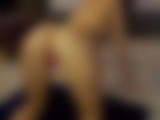 SeniseMorel's Live Sex Cam Show