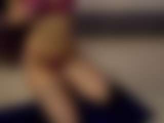 Live cam show with SeniseMorel - Lovense Petite on SinfulBabes