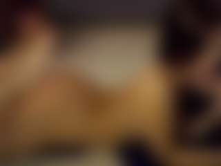SeniseMorel's Live Sex Cam Show