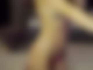 SeniseMorel's Live Sex Cam Show