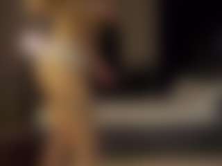 SeniseMorel's Live Sex Cam Show