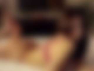 Live cam show with SeniseMorel - Bedroom on Dare Cams