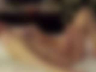 Live cam show with SeniseMorel - Bedroom on Hubzter Live