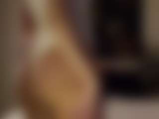 SeniseMorel's Live Sex Cam Show