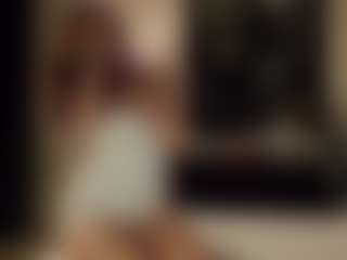 SeniseMorel's Live Sex Cam Show